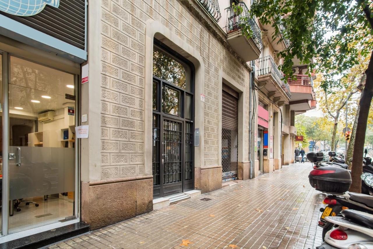 Art Nouveau Apartment Barcellona Esterno foto