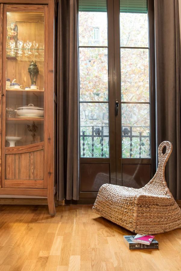 Art Nouveau Apartment Barcellona Esterno foto